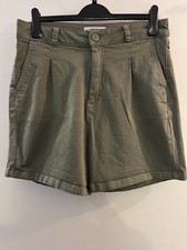 Green Woman’s Cargo Shorts