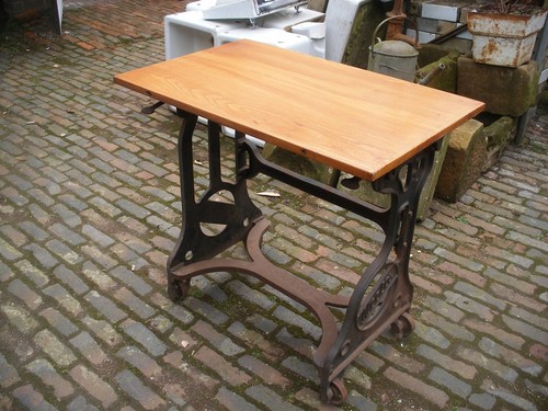 Vintage cast iron neeta mangle - cast,