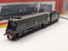 Hornby R2221 OO Gauge Battle