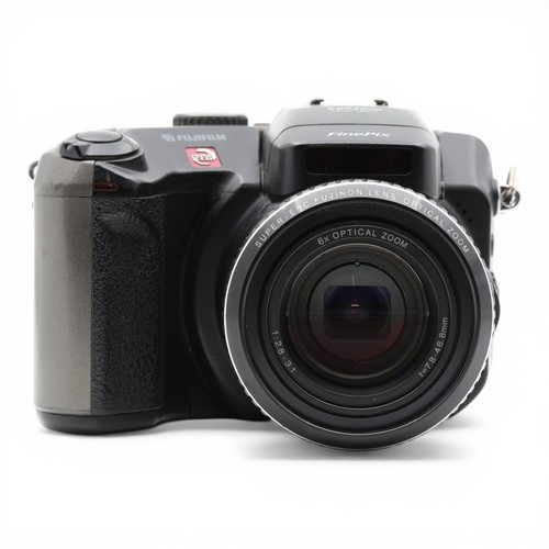 Fuji finepix s602 zoom - fuji,