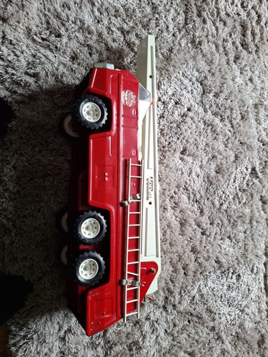 Tonka fire engine collectible - engine,