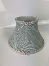 Vintage Traditional Swirl