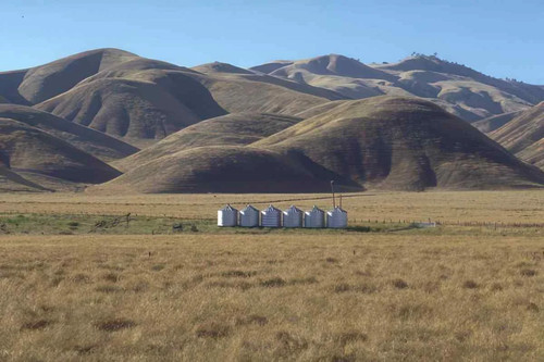 Grain silos oregon photo - silos,