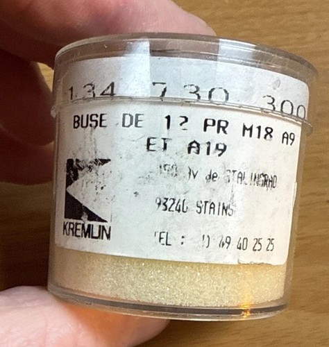 Used kremlin stains - used,