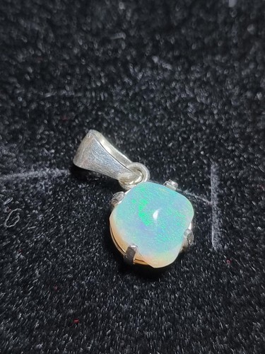 Australian crystal opal - crystal,
