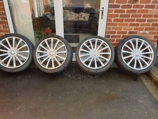 Alloy wheels 22 inches 6 stud