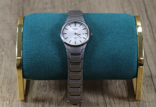 Pulsar titanium quartz watch - watch,