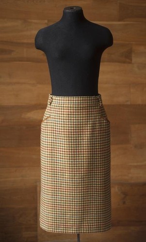 Women daks skirt beige wool - daks, 46