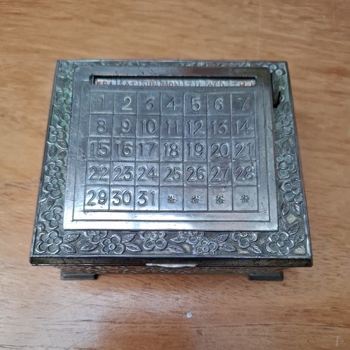 Vintage perpetual desk - vintage,