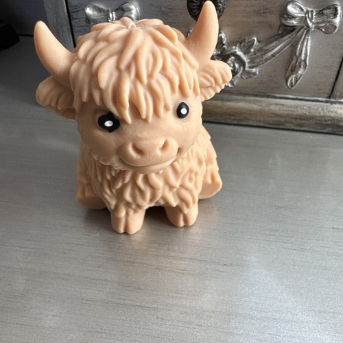 Highland cow squishy toy - cow, 8cm