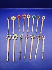 15 wooden decorated lace