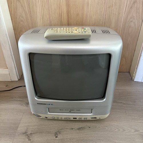 Retro gaming crt working - retro, vcr