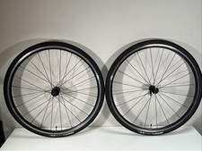 Giant SR-3 Aluminium Road Bike Wheels 700c - Light use 