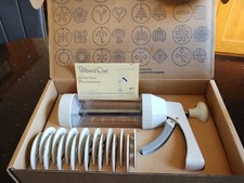Pampered Chef Cookie Press set 1525-03