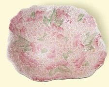 Crown Ducal Scalloped Edge