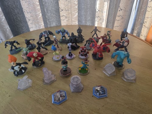 Disney infinity bundle 24 - disney,