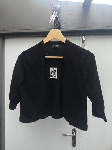 Black shrug size - black,