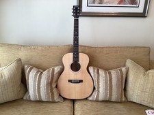 Martin acoustic guitar OOO JR10