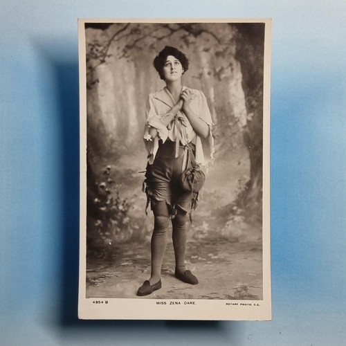Edwardian actress postcard - edwardian,