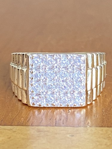Gents 9ct gold diamond - 9ct,