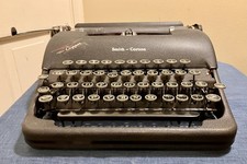 Vintage 1948 Smith Corona 4