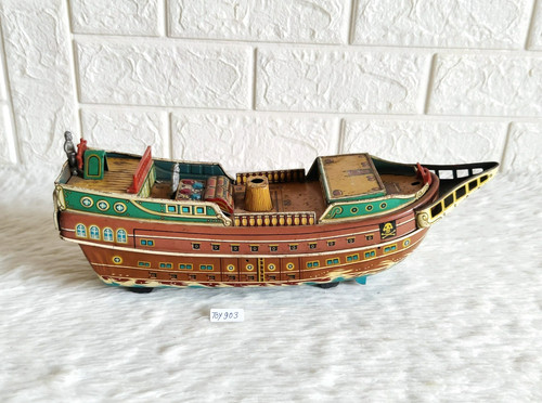 Vintage pirates sea ship - tm,