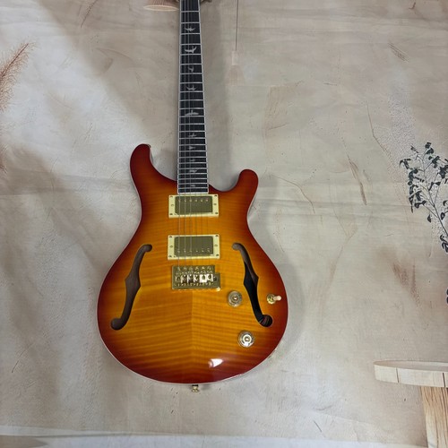 Sunburst electric guitar - sunburst,