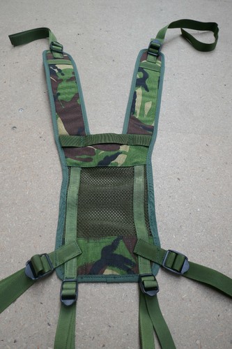 Main webbing yoke plce - yoke,