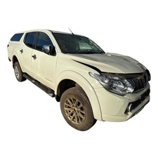 Mitsubishi l200 wheel nut 4 - wheel,