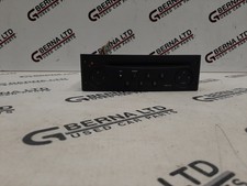 Genuine Renault Clio MK3 2005-2008 Radio CD Player Head Unit 8200057681
