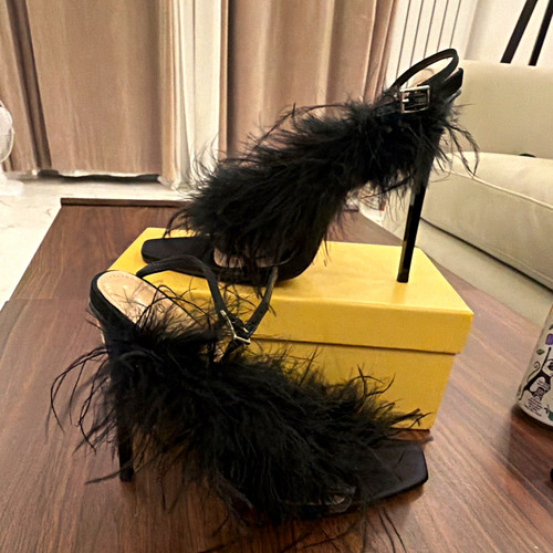 Simmi london black feather - london,