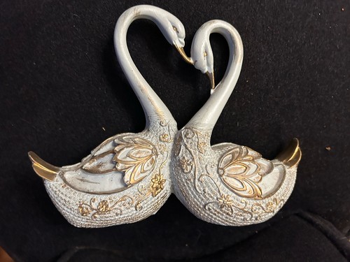 Pair swan ornament figurines - pair,
