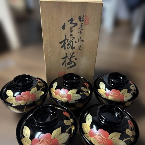 Japanese floral lacquer lidded - floral,