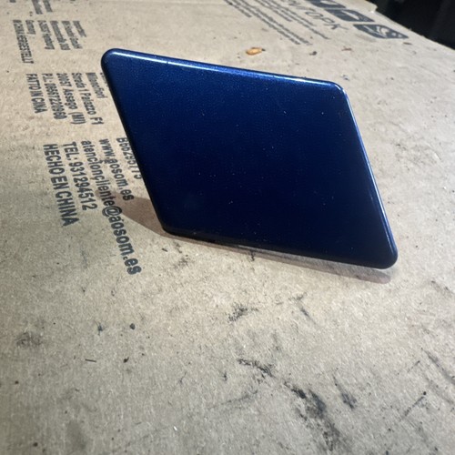 Right headlight washer cover - right,