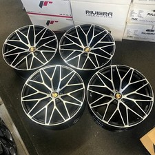 Ex Display 21” Porsche Macan