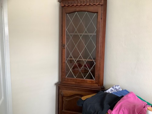 Dark oak corner display - oak,