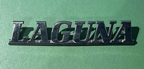 Renault laguna car badge - renault,