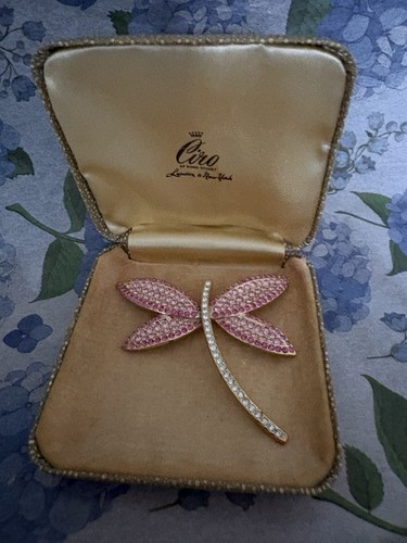 Pretty vintage ciro - pretty, butterfly