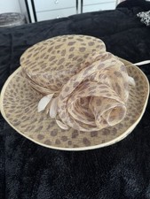 Beautiful Wedding Or Race Hat. Never been used. 