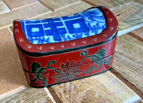 Vintage decorated lacquer box - decorated,