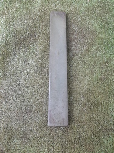Sharpening stone oil - sharpening,