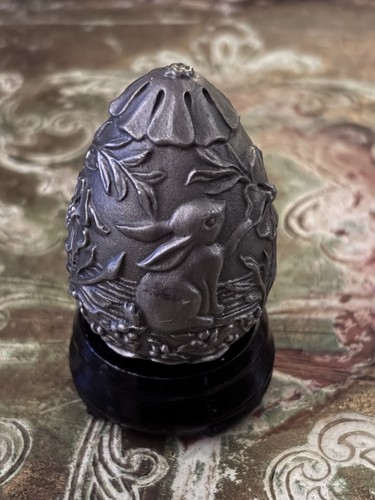 Heavy cast metal rabbit egg - heavy,