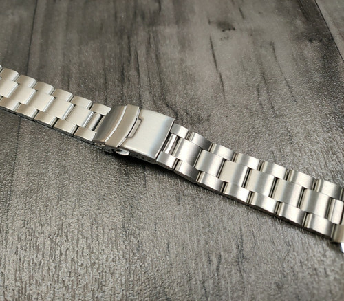 22mm oyster bracelet - oyster, stainless