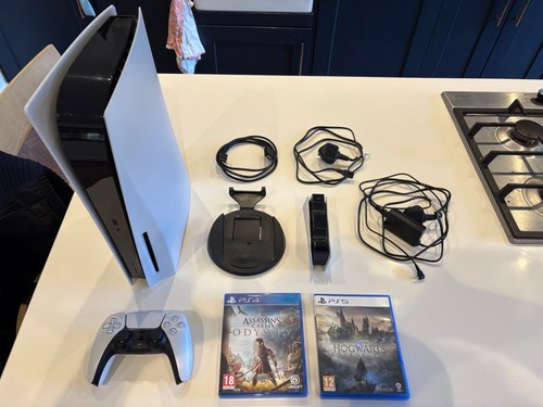 Ps5 disc version with - version,