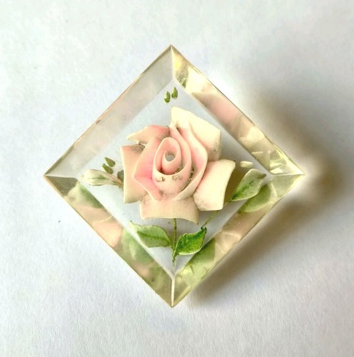 Vintage reverse carved lucite - carved,