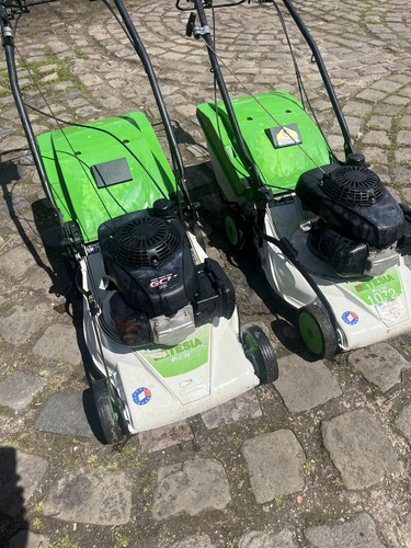 Etesia pro honda engine - 46,