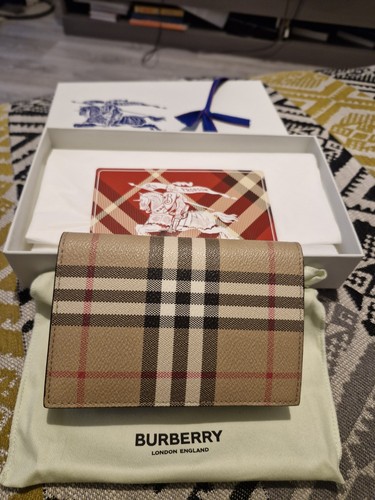 Burberry check wallet - burberry, brand