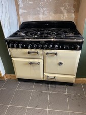 Range master dual fuel cooker 