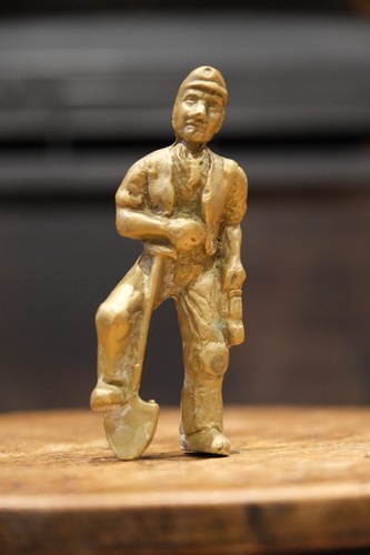 Vintage british solid brass - british,