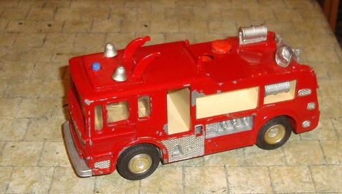 Dinky toys merryweather - dinky,
